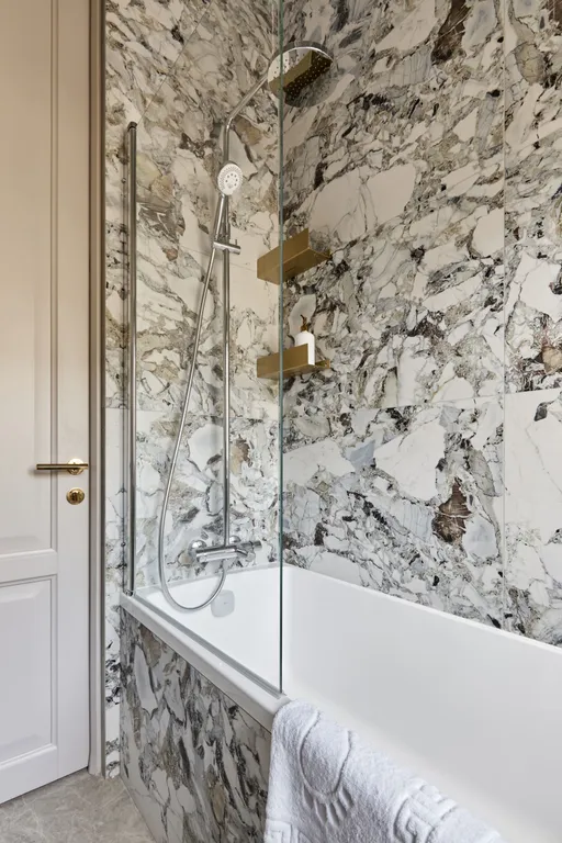 Квартира люкс с новым интерьером на топ-локации