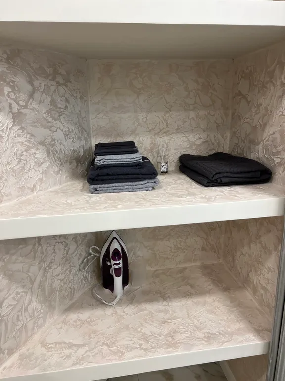 Студия с дизайнерским ремонтом