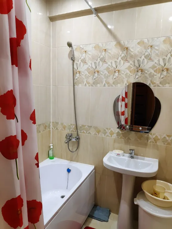 Квартира Квартира Анти-Отель на 4чел. 2комн.кв. 10этаж, код-126 — Махачкала
