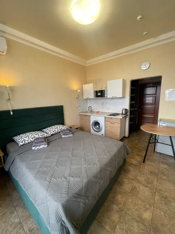 Квартира Уютная квартира студия с балконом и видом на море — Сочи