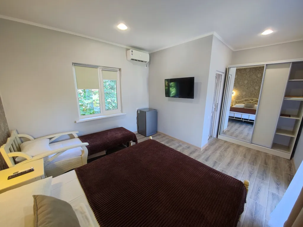 Квартира Комната — Пицунда