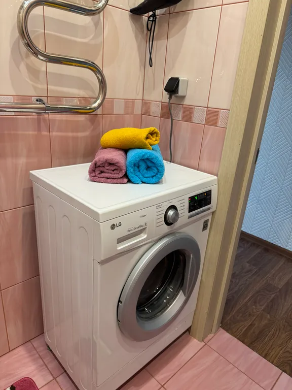 Омск Кировский у ТЦ Мега