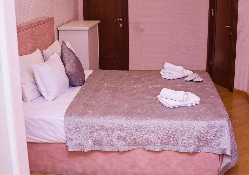 Трехкомнатная шикарная квартира в центре — аренда посуточно в Ереван