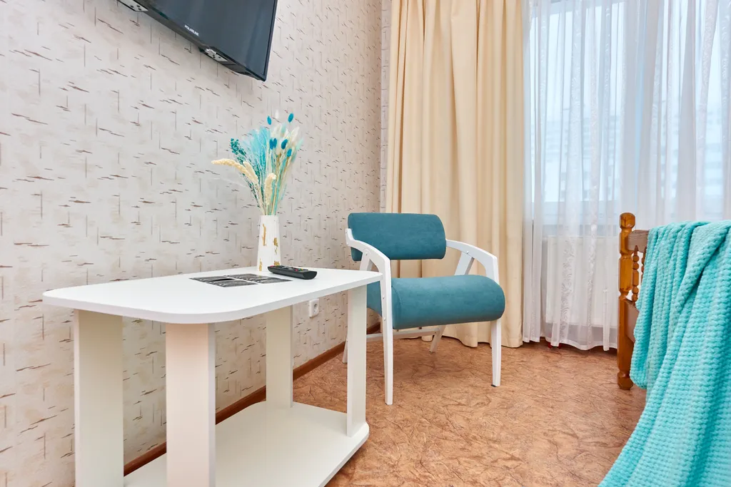 Уютная двухкомнатная квартира с отдельной кухней на 7 человек