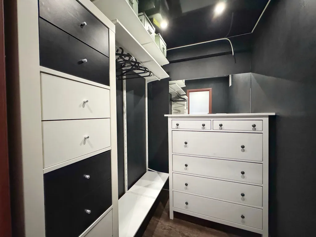 Видовая квартира-студия рядом с вокзалом и тц март