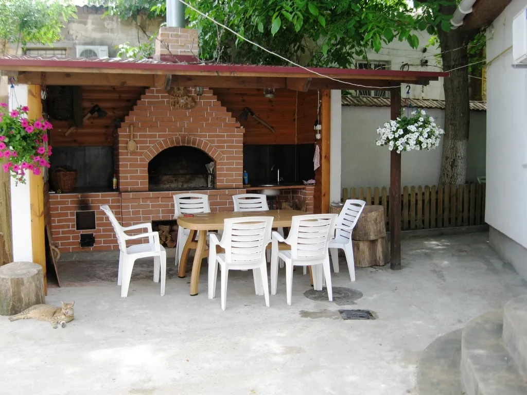 Коттедж Трехкомнатный домик в частном домовладении — аренда посуточно в Евпатория