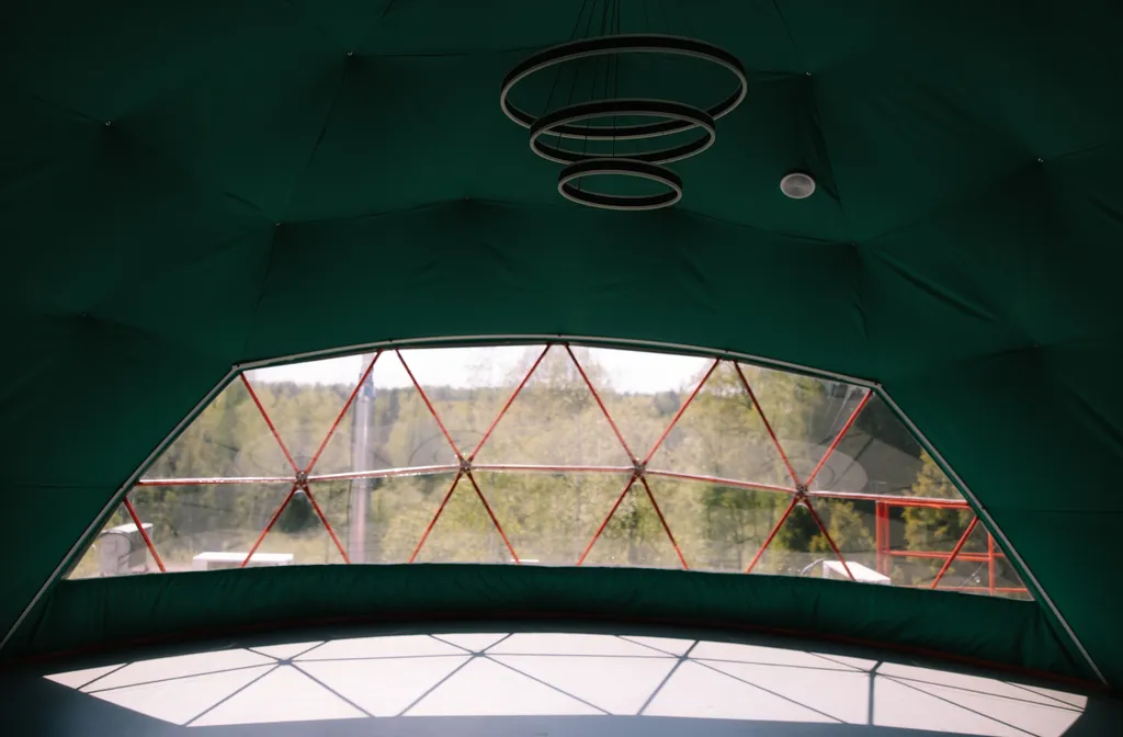 Дом из металлических морских контейнеров