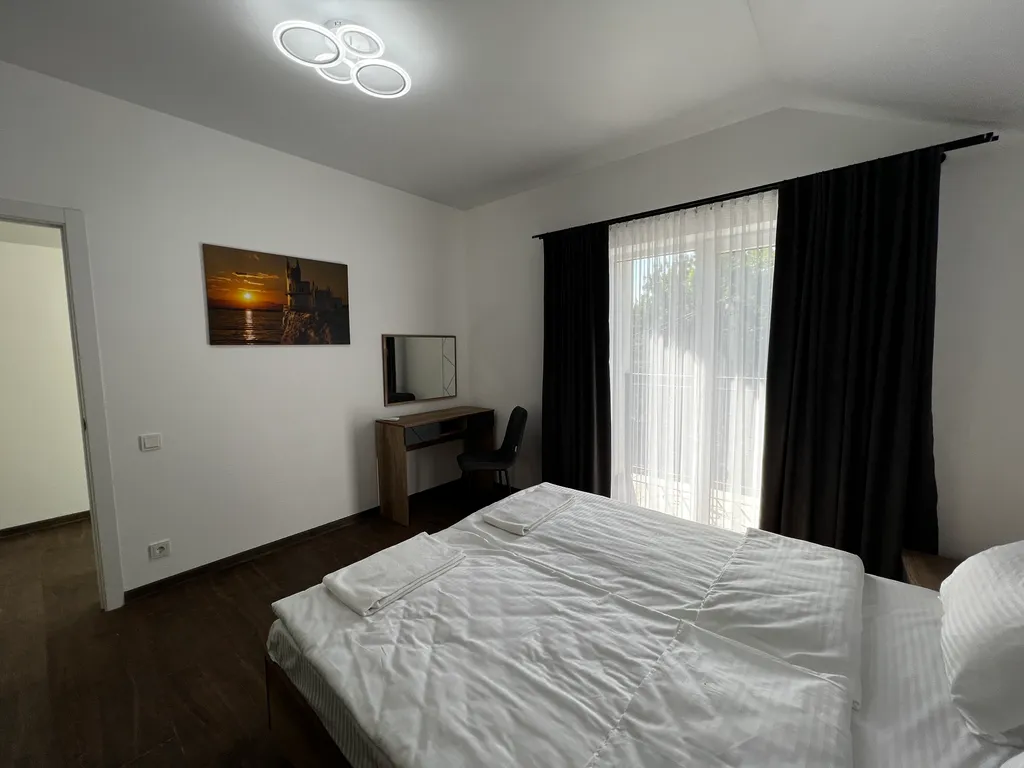 Уютный новый дом недалеко от моря