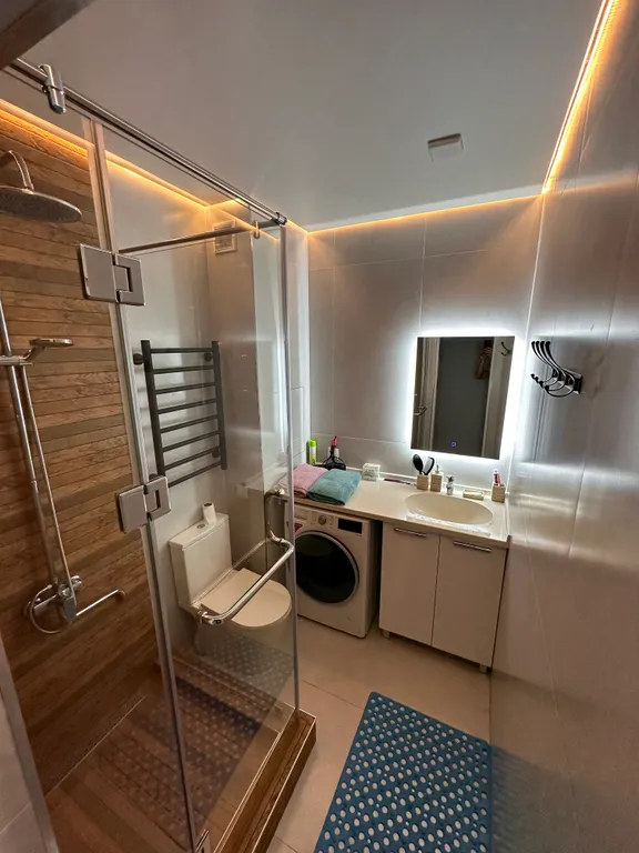 Уютная квартира недалеко от аэропорта, вокзала и центра города