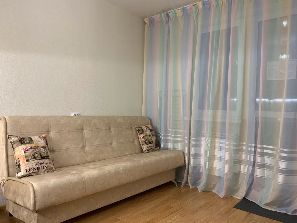 Уютная однокомнатная квартира у ТЦ Фестиваль