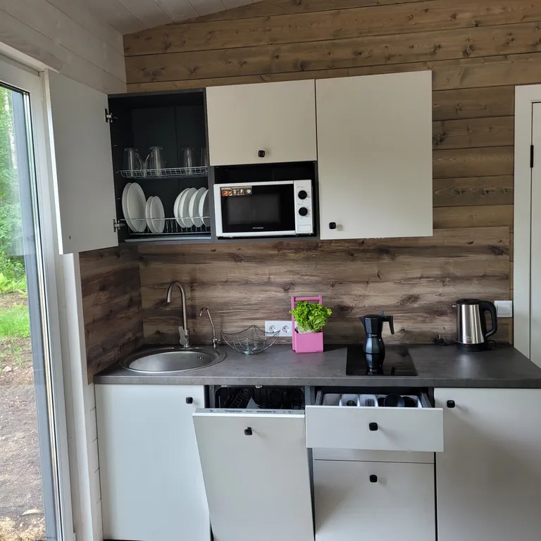 Коттедж Уютный домик с сауной и двумя спальнями — Кискелово