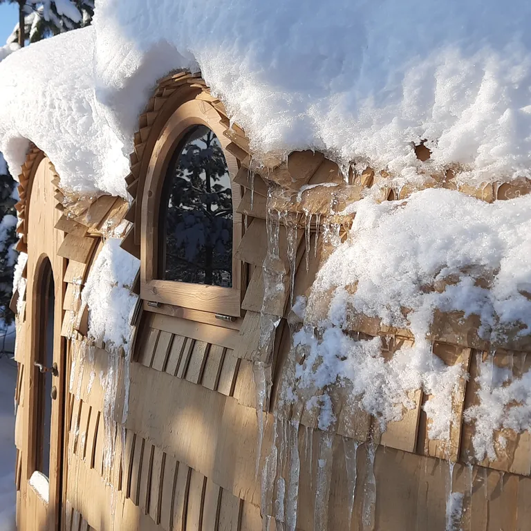 Коттедж Домик под соснами в Свирском — Лодейное Поле
