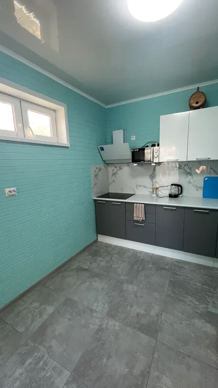 Уютный, просторный номер с общей кухней