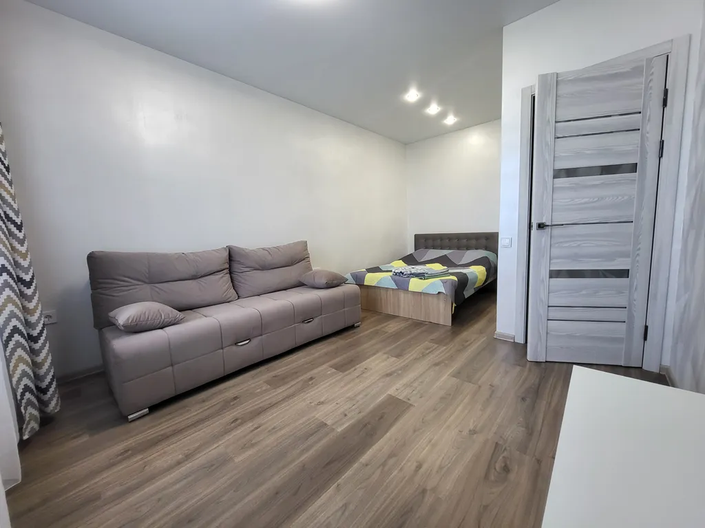 Атлантида на 13 этаже, с видом на реку и тайгу