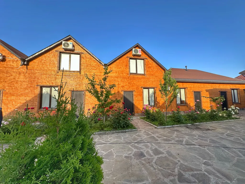 Коттедж Уютная база отдыха на берегу чистого песчаного берега — аренда посуточно в Зеленоморск