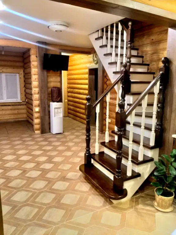 Дом с бассейном, чаном и баней для большой семьи