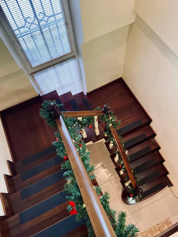 Таунхаус в окружении соснового леса