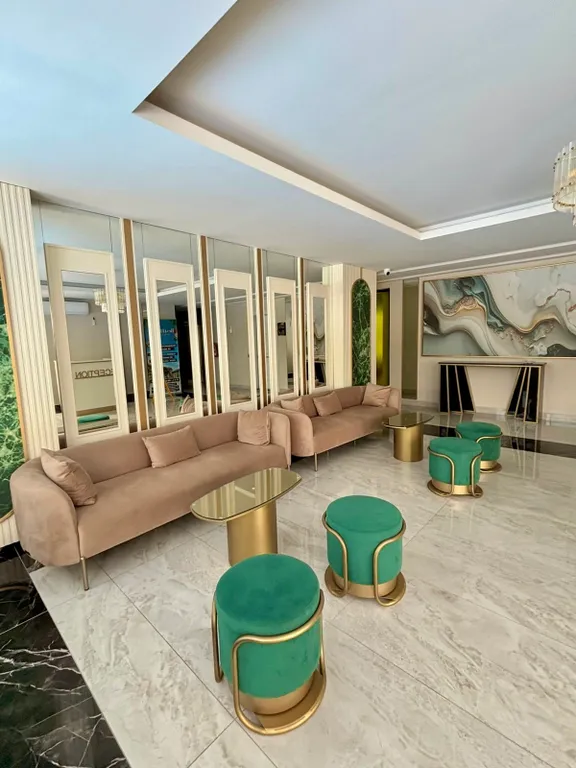 SA Apartments, Luxury 2BD Duplex