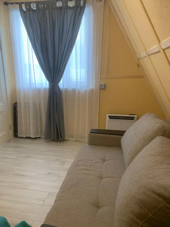 Прекрасный домик в стиле А-фрейм