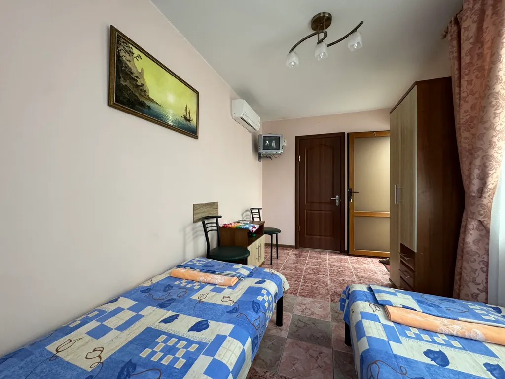 3-комнатный дом в спальном районе Феодосии