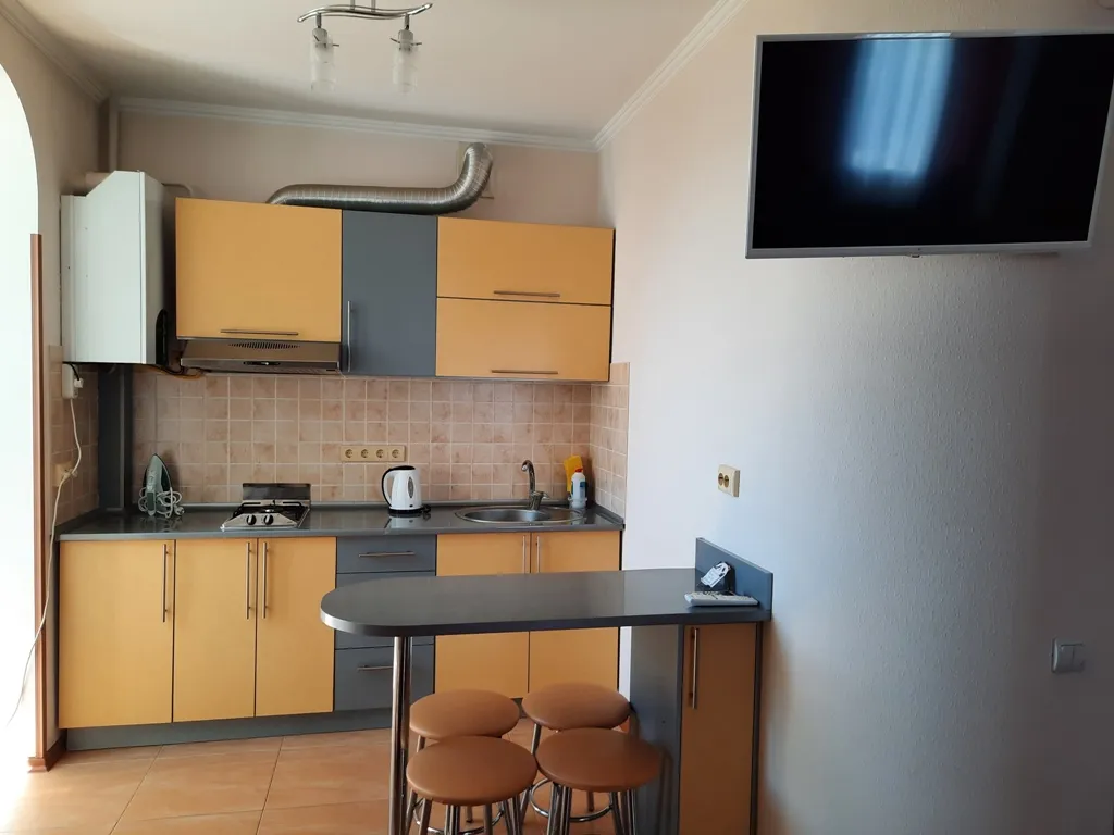 Просторная квартира с видом на море и горы