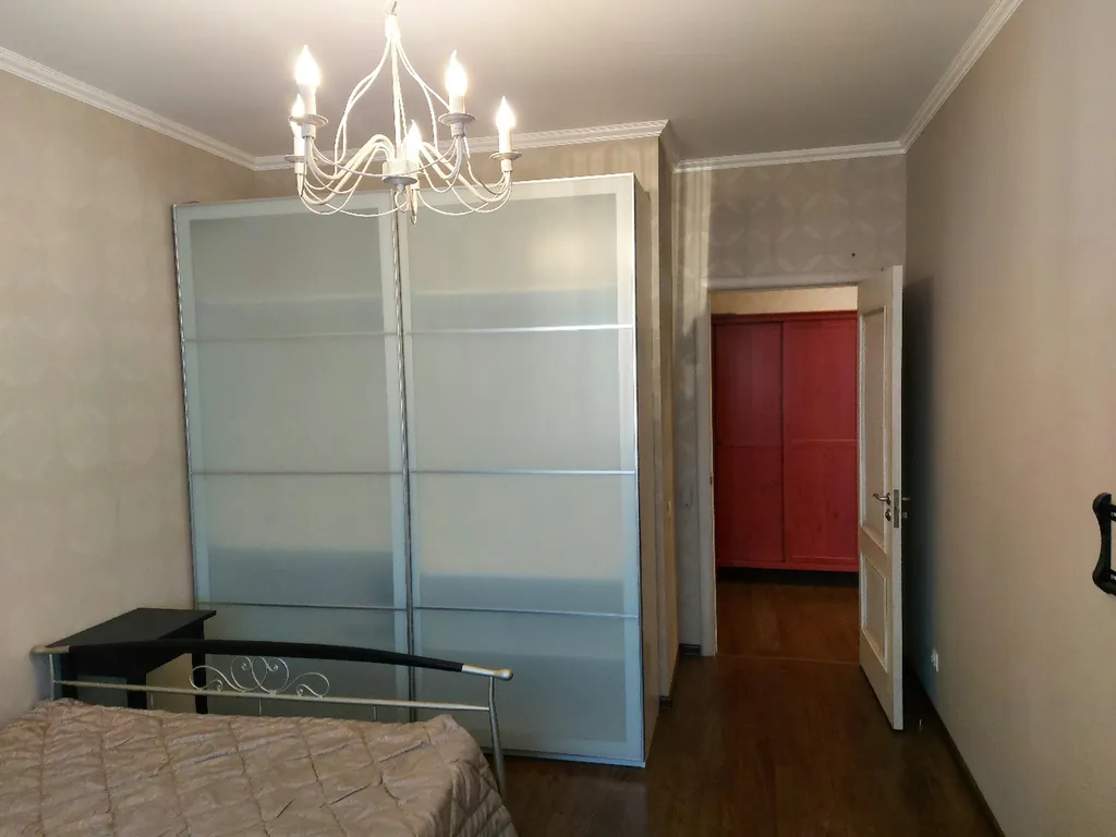 Уютная квартира у Галереи Чижова