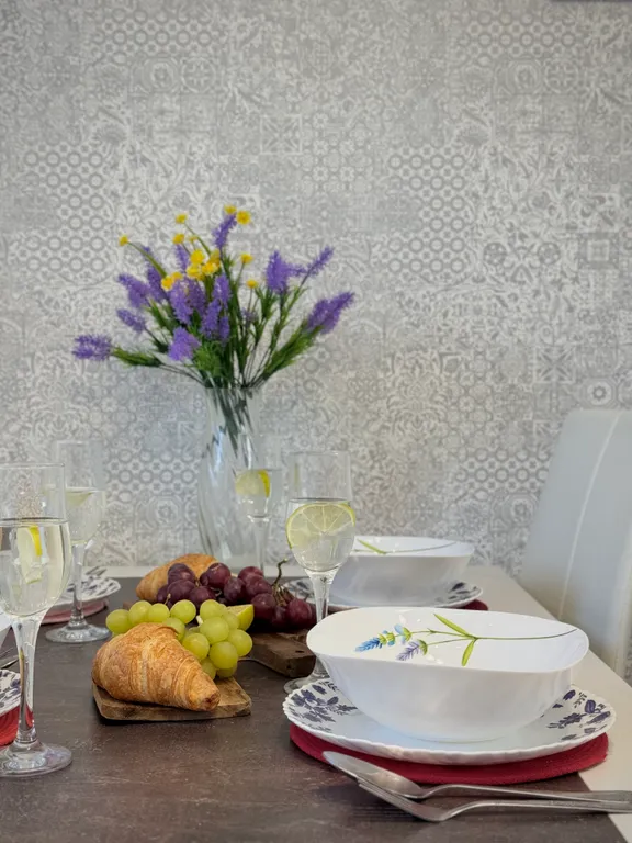 Стильная квартира рядом с морем