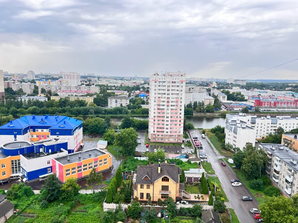 Квартира в центре с панорамными окнами