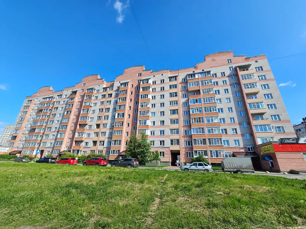 Апартамент на Возрождения