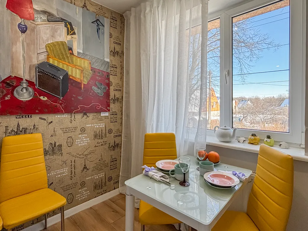 Квартира художника, 7 минут до пляжа, свободная парковка