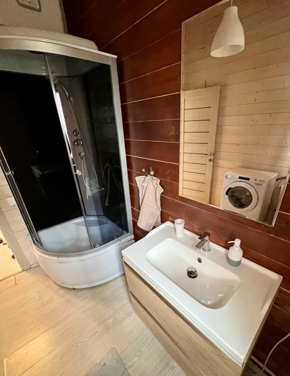 Дом на берегу озера Чебаркуль