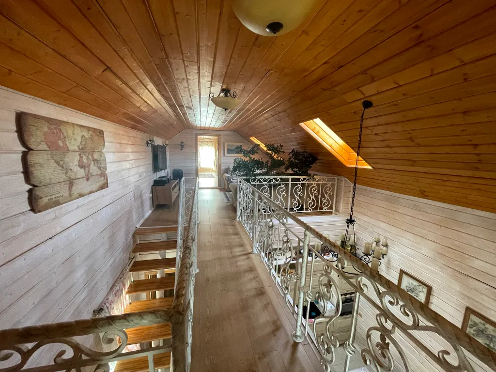 4-комнатный Дом