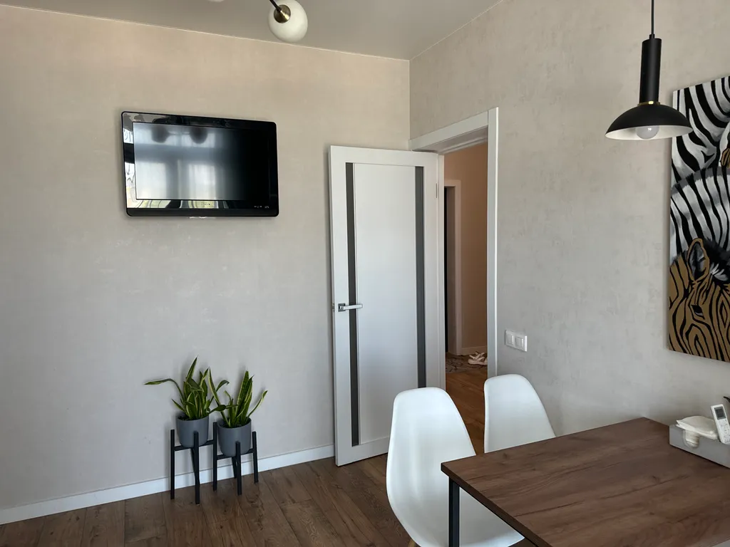 Уютная, благоустроенная квартира, в новом доме с видом на море и горы