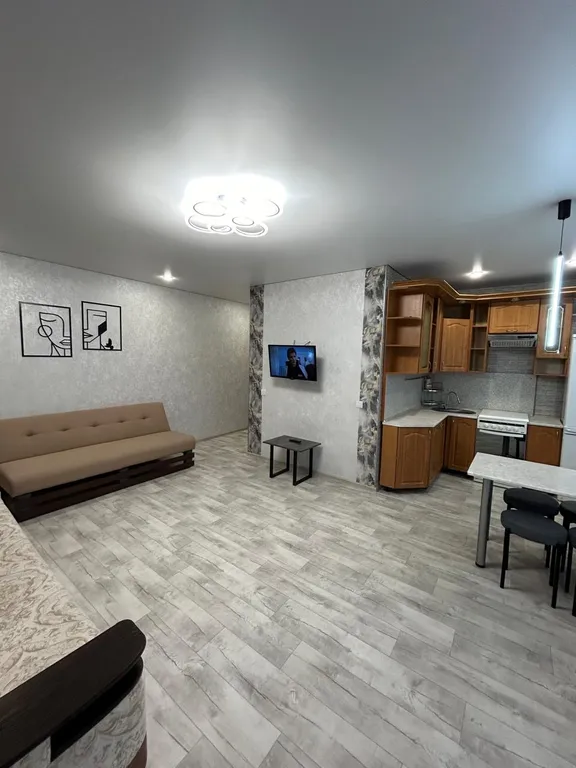 3км квартира, второй комфортный этаж