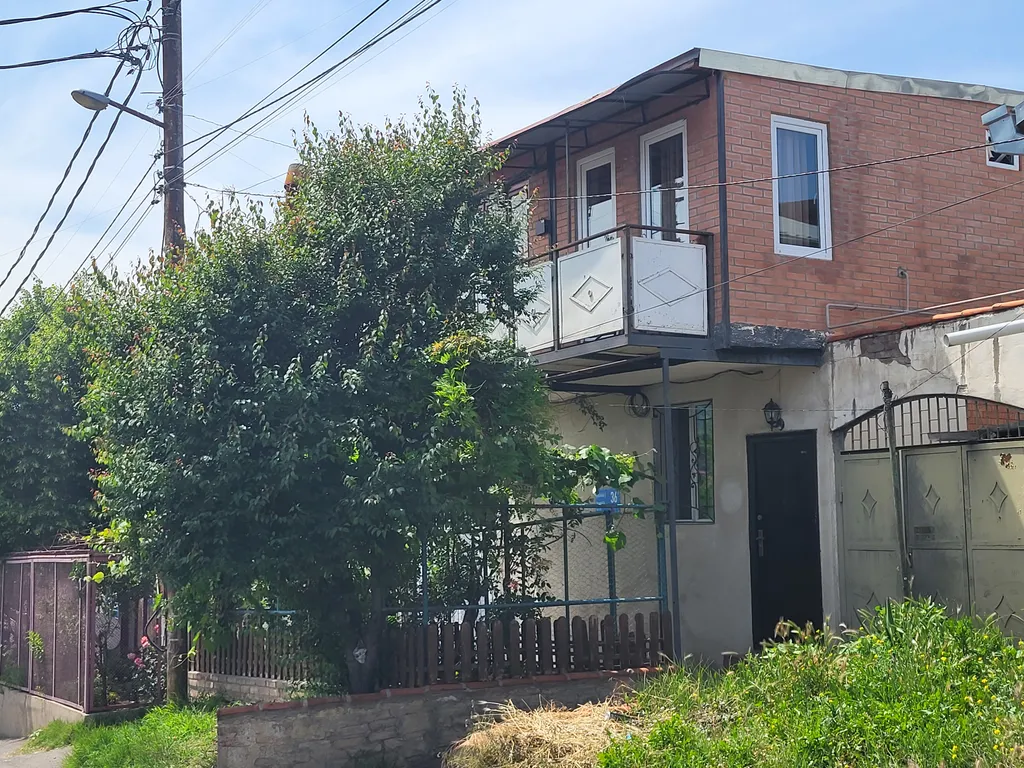 Уютная квартира возле метро Авлабари