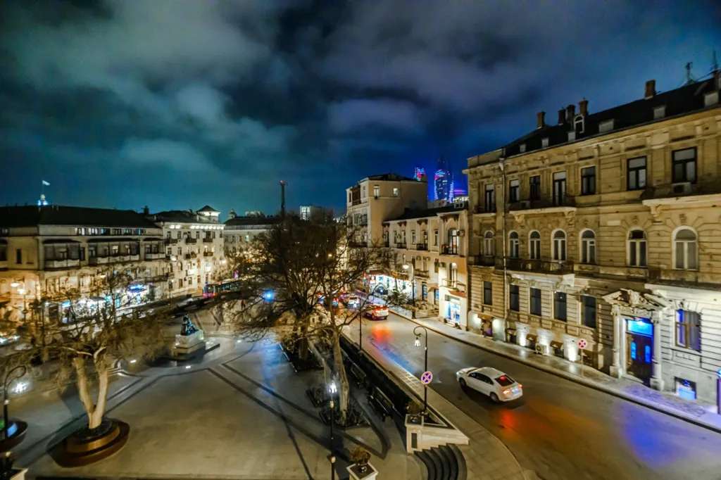 Apartment akhundov park