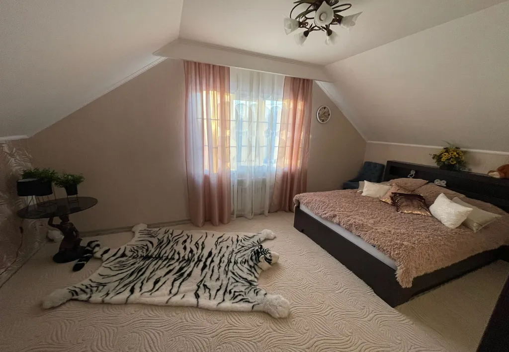 Уютный загородный дом с баней