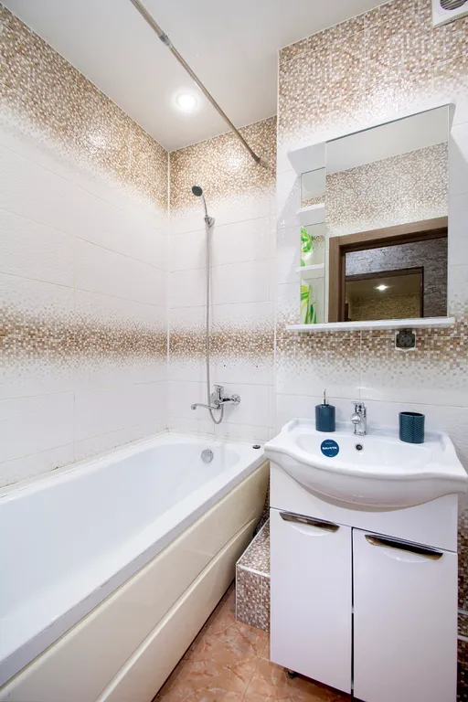 2х комнатная квартира с раздельной кухней недалёко от центра города