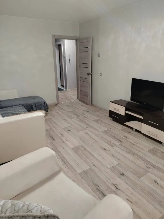 Квартира недалеко от жд и центра