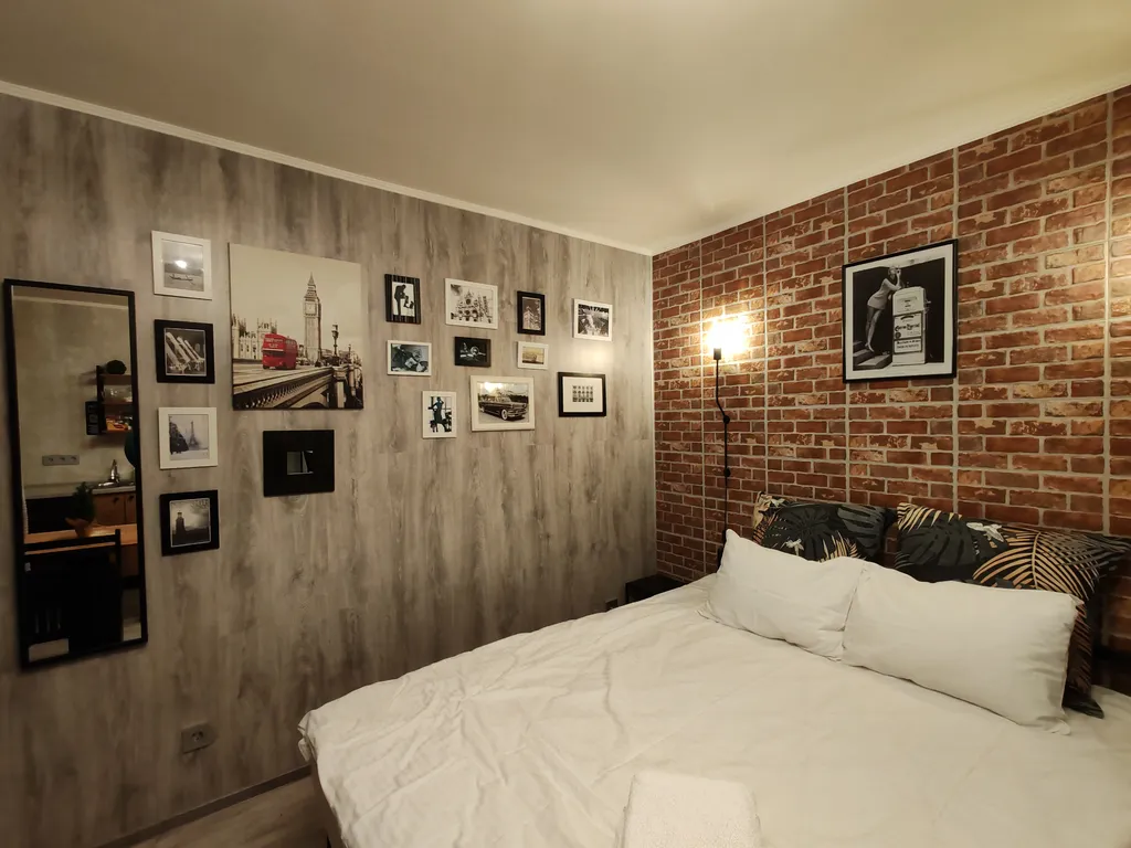 Видовые апартаменты лофт - студия в туристическом центре