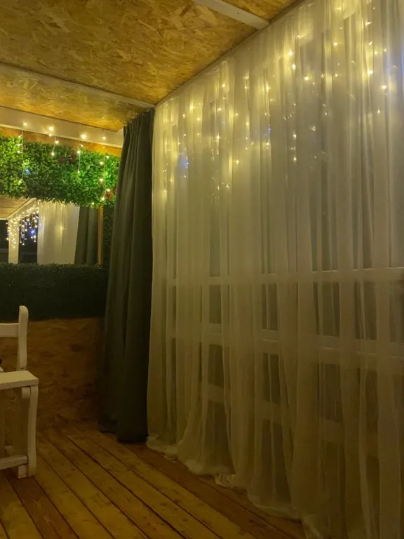 Коттедж Дом с батутом и видом на сад — Беседы