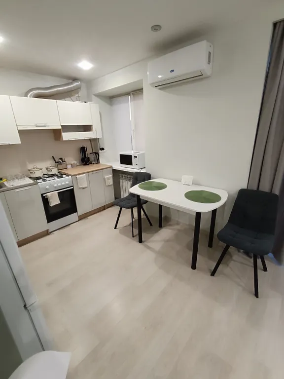 Квартира Уютная студия в самом центре города — аренда посуточно в Мариуполь