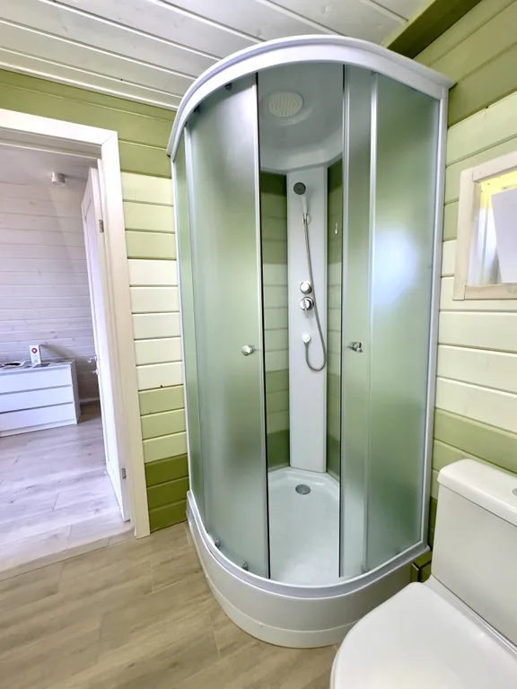 Aframe white, Дом на берегу Рыбинского моря