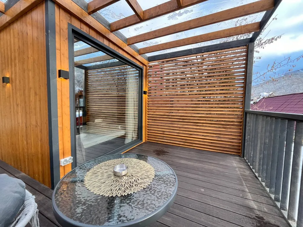 Уютный домик-студия с видом на горы