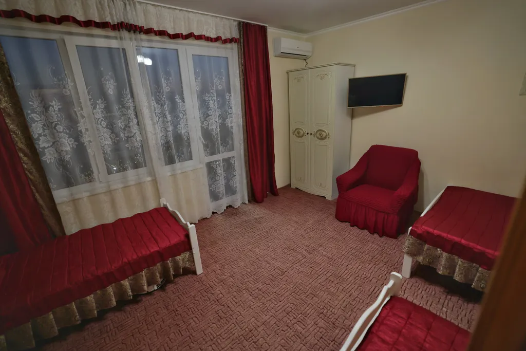 Квартира Квартира Четырехместный номер с доп. местом с балконом и видом на море — Лазаревское