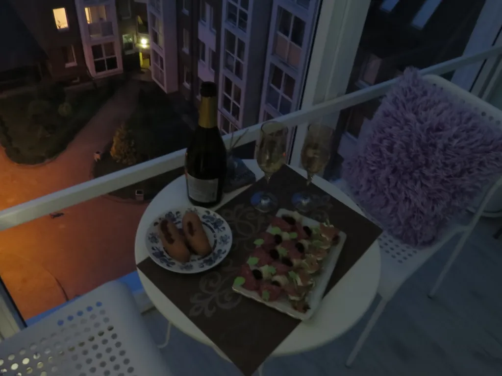 Квартира 1-комнатная Квартира — Калининград