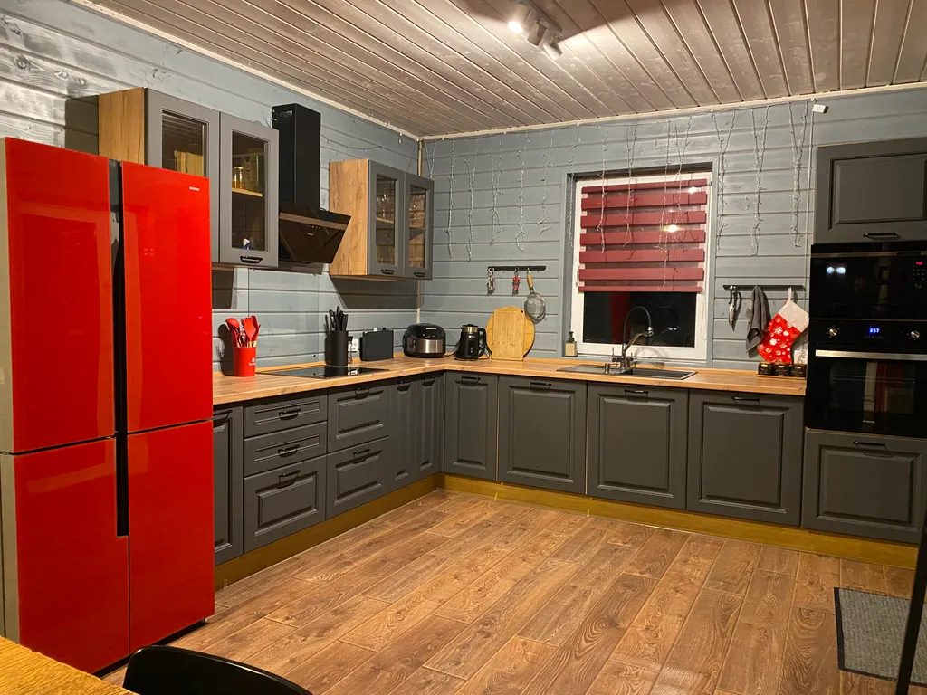 Дом с баней и Сибирским чаном у леса и озера