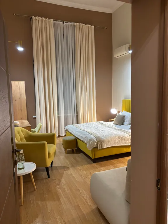 5-комнатная Квартира