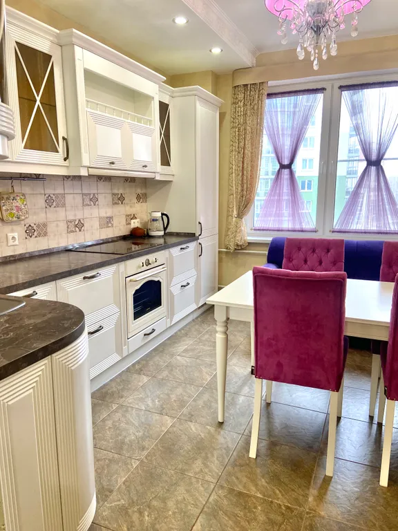 Уютная двухкомнатная квартира у метро Девяткино