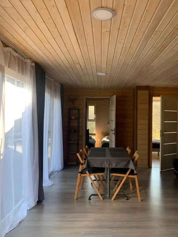 Коттедж Семейный коттедж на берегу реки Лава — Ручьи